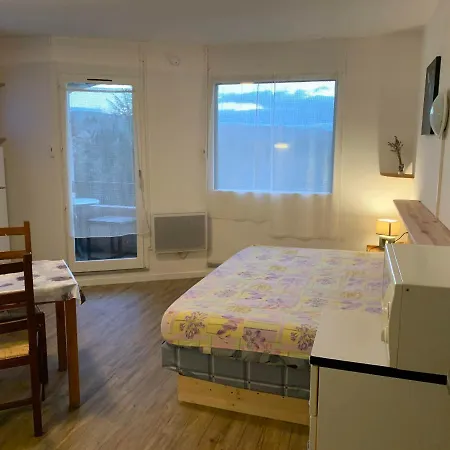 Studio 203 - Apartment