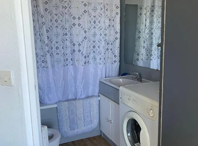 Studio 203 - Apartment